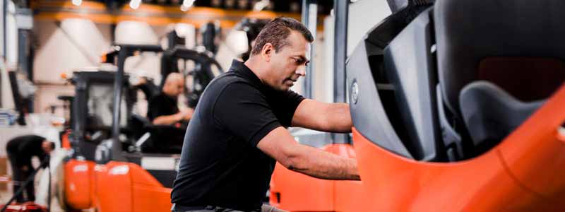 El truck service - stabler service - palleløfter service - gaffeltruck service